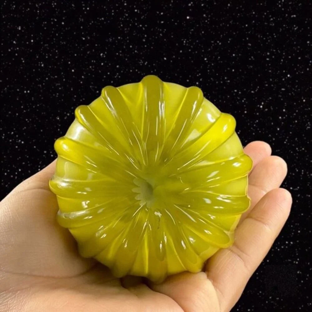 Studio Art Glass Pear Apple Fruit Green Cased Glass‎ Figurine Paperweight Figure
